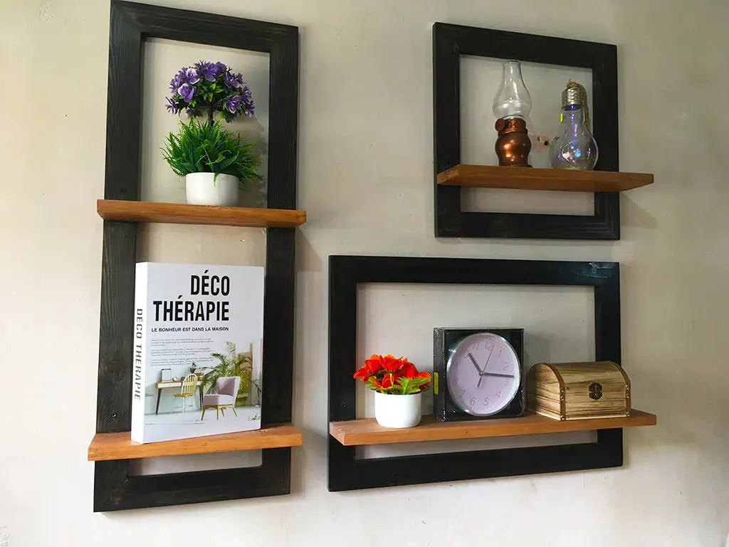 Etagères avec cadres bois ARTWOOD